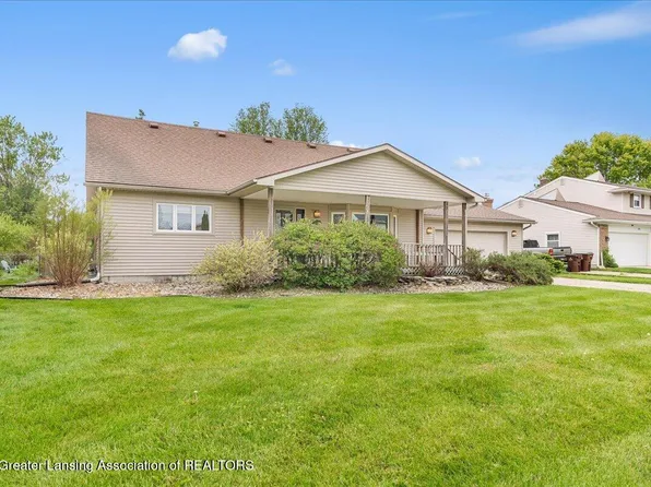 404 Chanticleer Trl, Lansing, MI 48917