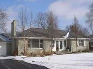 1489 E Maple Rd, Birmingham, MI 48009
