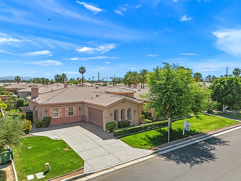 57806 Cantata Dr — Photo 4