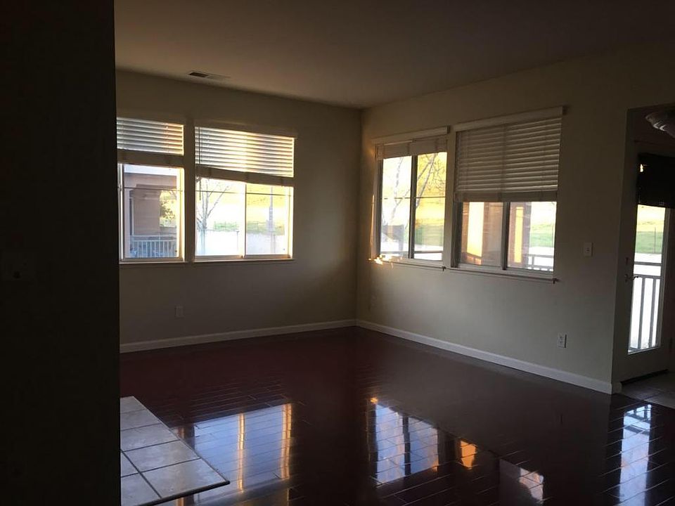 1st image of 3753 Jasmine Cir