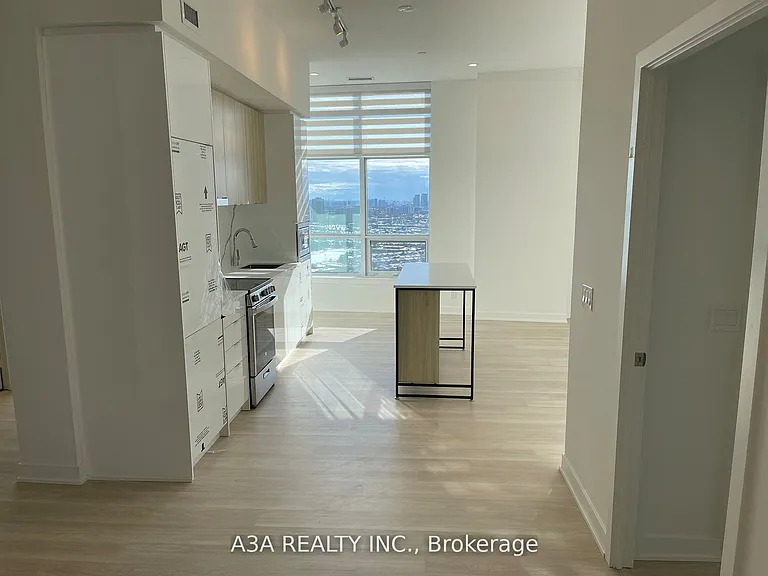 50 Upper Mall Way #Penthouse 02 — Photo 20