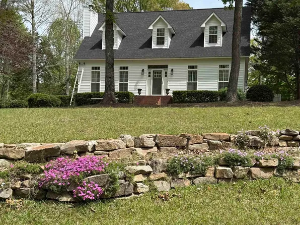 230 Cardinal Dr, Guntersville, AL 35976