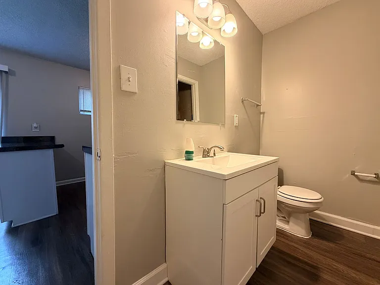 670 Hobbs Dr — Photo 17