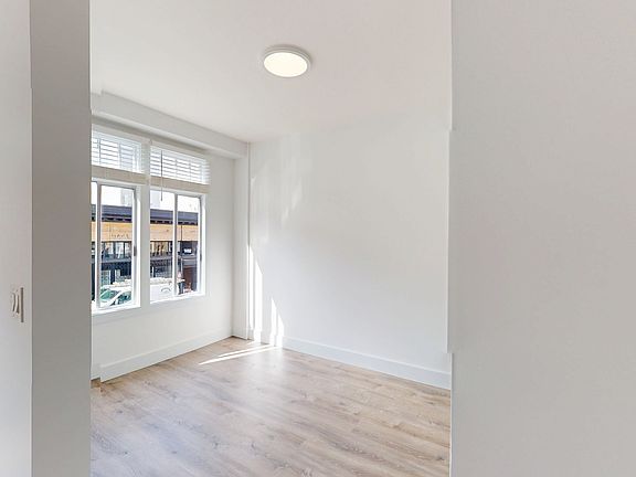 4th image of 930 Post St APT 6