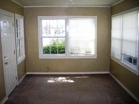 5th image of 100 Park Dr