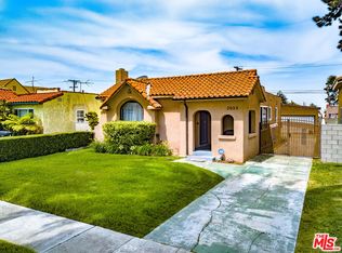 2033 W 82nd St, Los Angeles, CA 90047