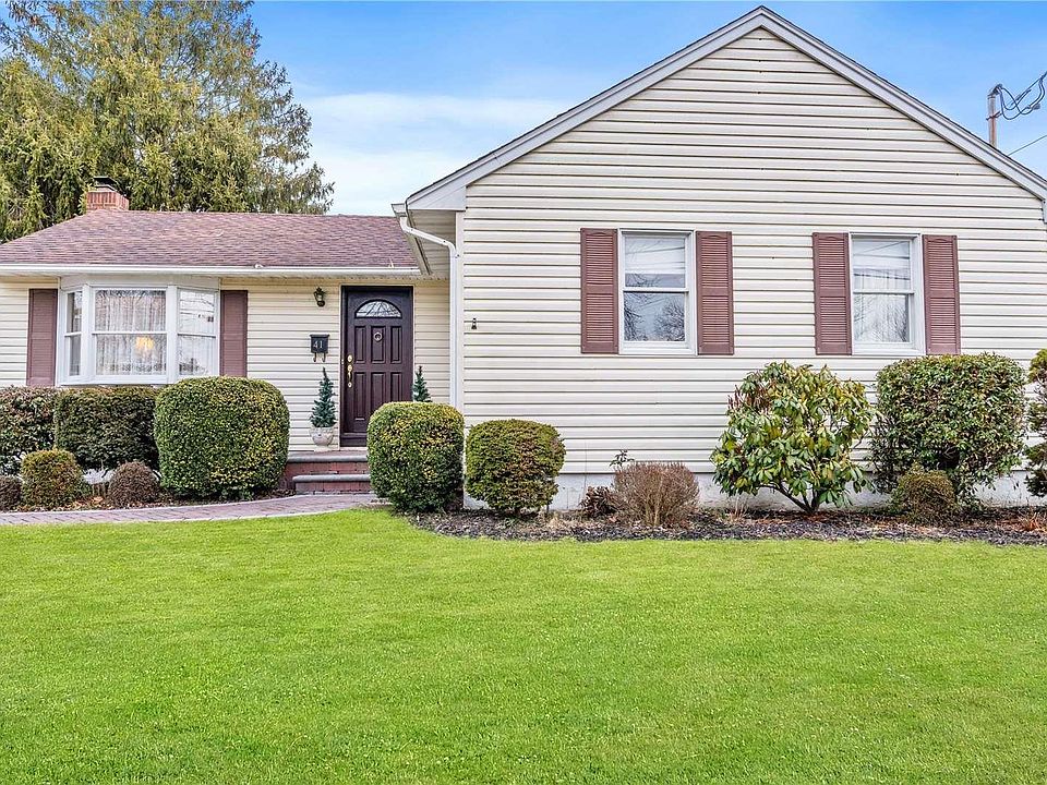 1st image of 41 Tappan Avenue