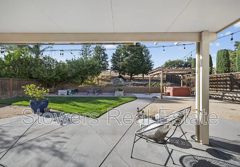 729 Copperfield Ct — Photo 24