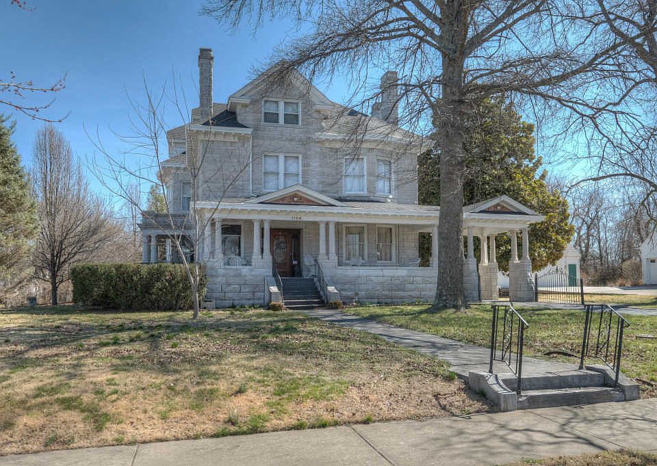 1106 Grand Ave, Carthage, MO 64836 Zillow
