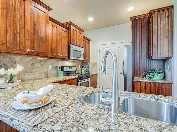 5th image of 6366 N Mystic Cove Pl