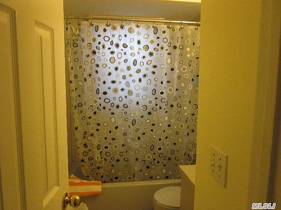 4th image of 1128 N Baldwin Dr