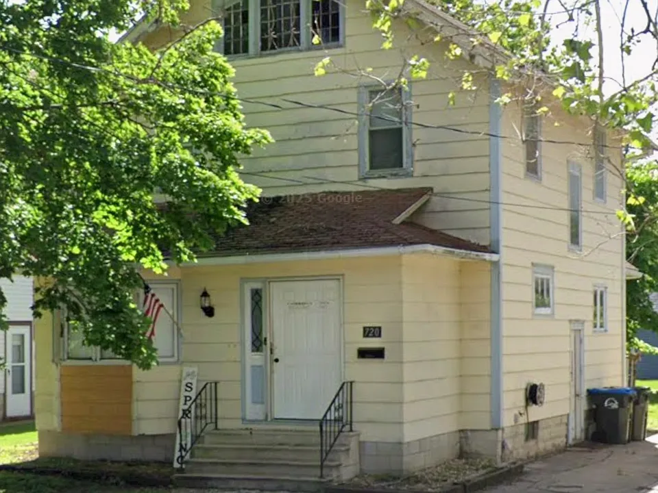 720 N 13th St