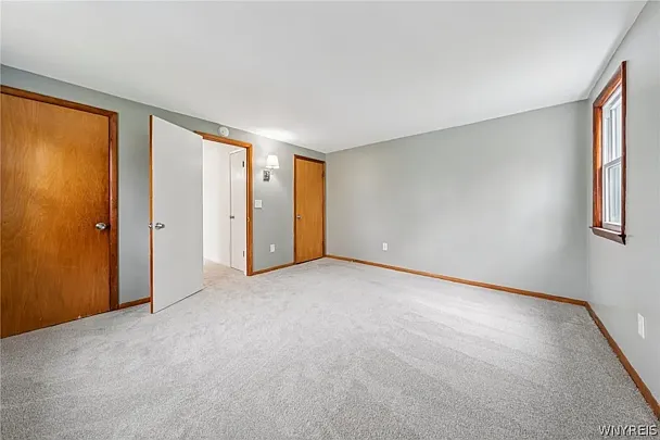 1468 Elm St — Photo 5