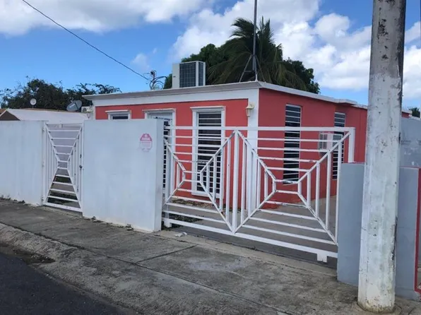 B 3 Block, Vieques, PR 00765