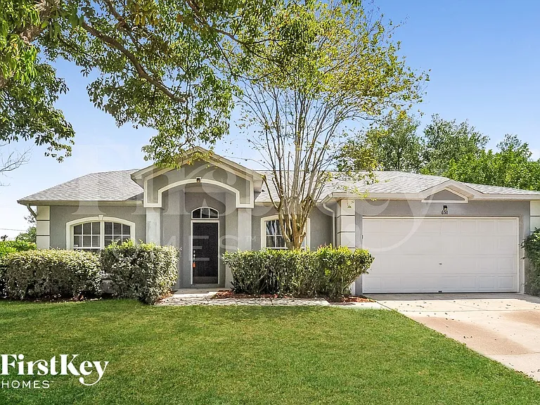 6511 Fox Crest Ln — Photo 1