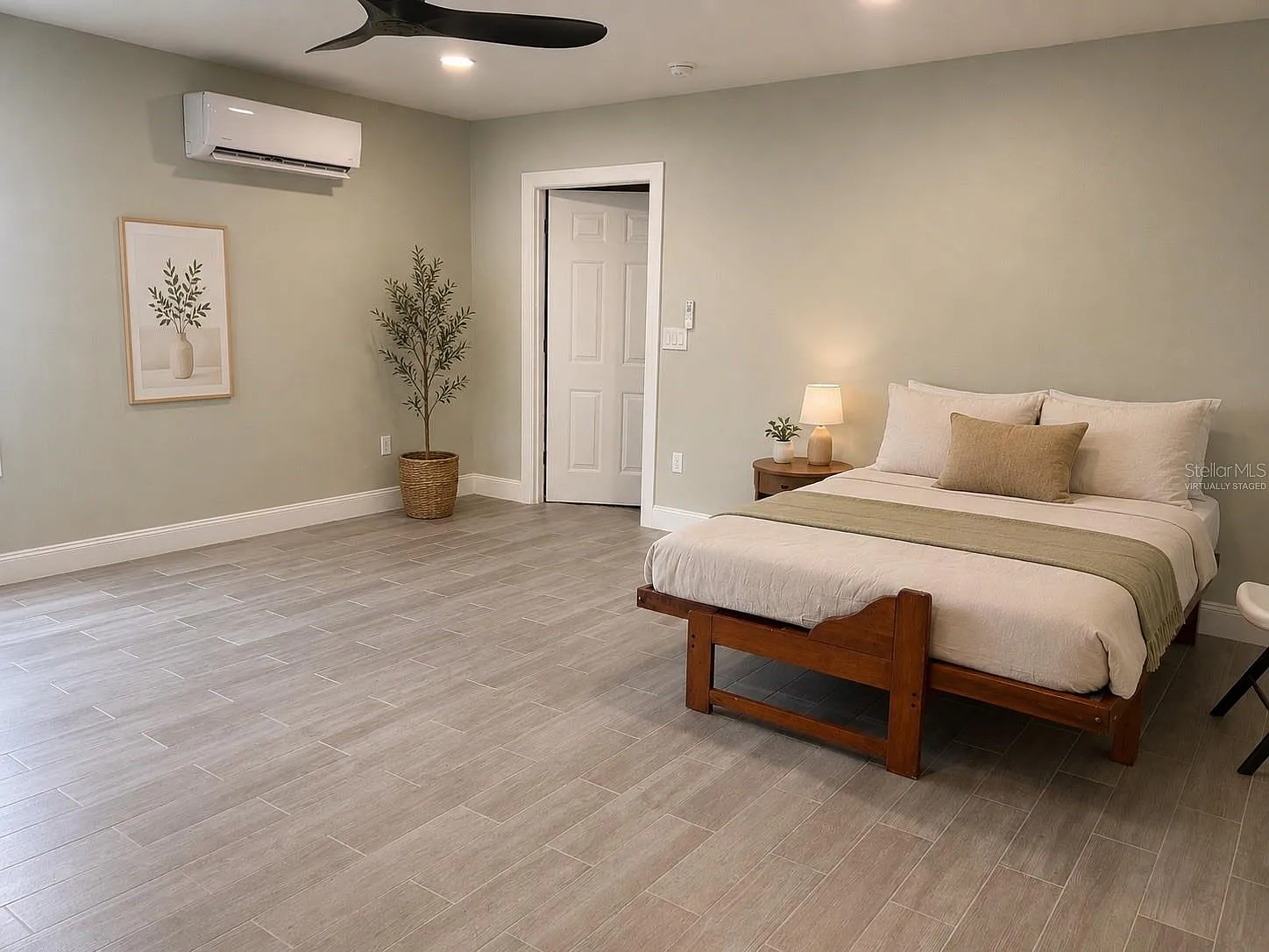 1 bed, 1.0 bath, 325 sqft, $1,500 — Photo 3