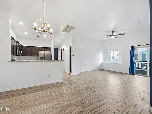 5th image of 2150 W ALAMEDA Road #2235
