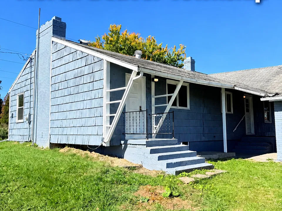 307 McClelland Rd