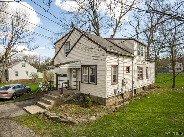 8521 Sheridan Dr, Williamsville, NY 14221