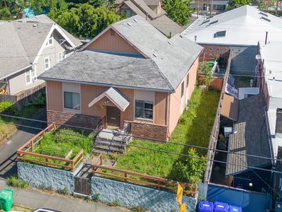 1677 SE Spokane St, Portland, OR, 97202