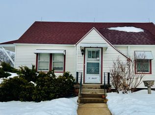 11 Holst St, Treynor, IA 51575