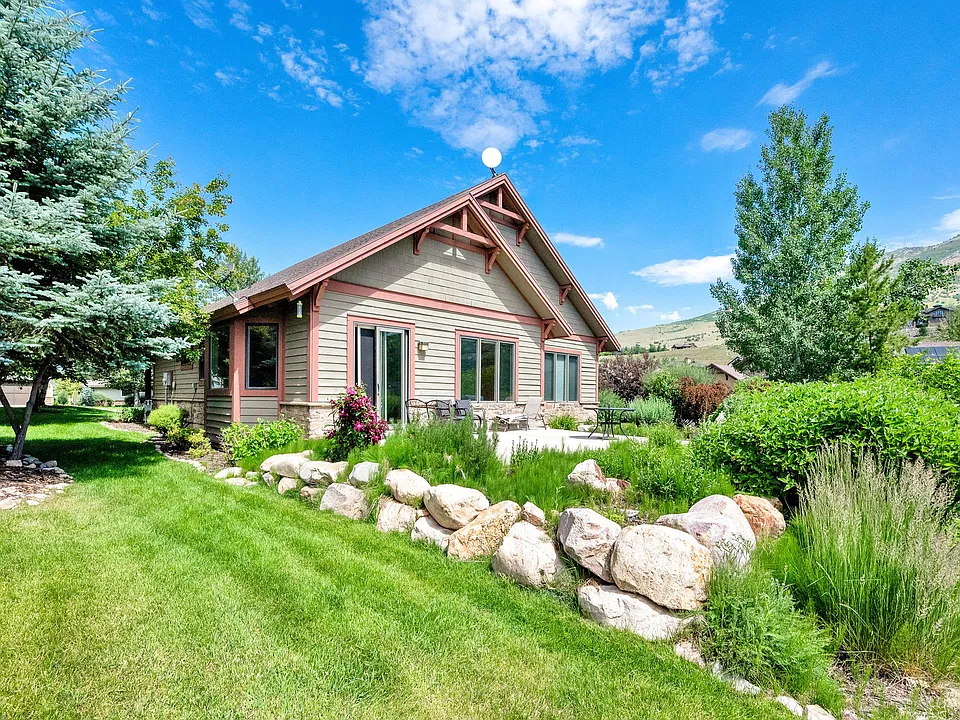 3406 N Cloud Peak Ct