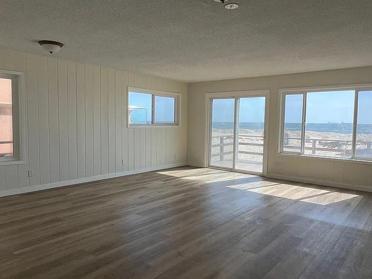 108A Surfside Ave — Photo 7