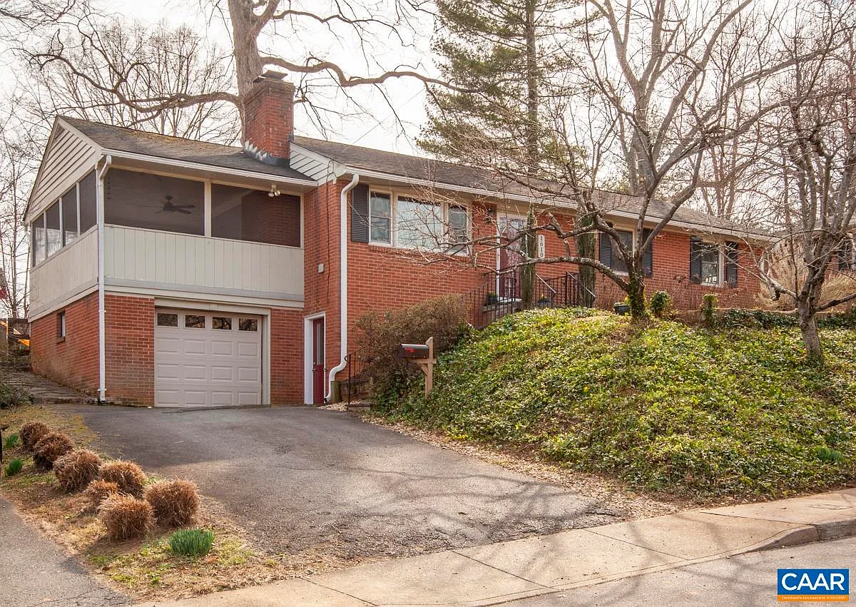 1610 Amherst St photo 1