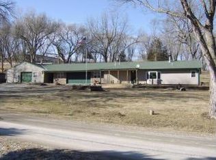 18172 Iowana Ln, Council Bluffs, IA 51503