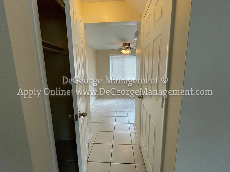 Bennington Townhomes — Photo 11