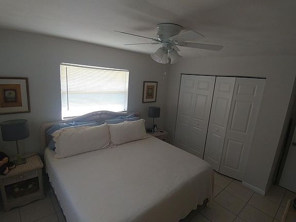 5th image of 6240 SE Lake Circle Dr