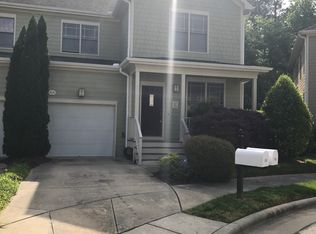 315 Charleston Ln, Chapel Hill, NC 27517