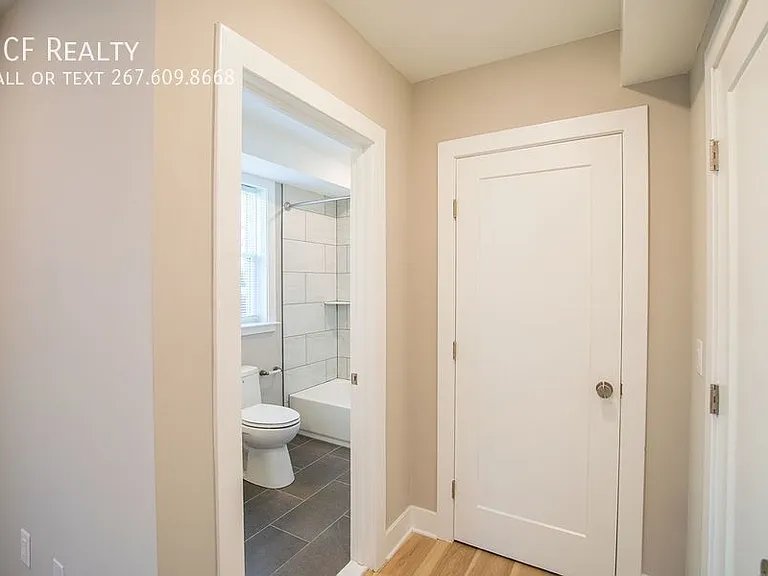 4926 Locust St #1 — Photo 8