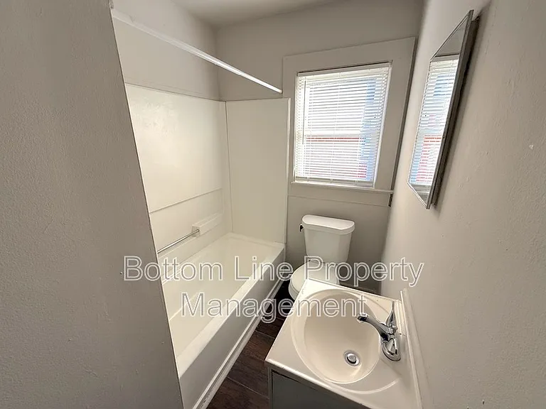 233 Orange St — Photo 9