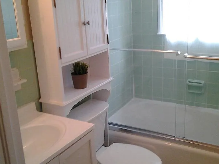 807 Marstevan Dr NE #B — Photo 19