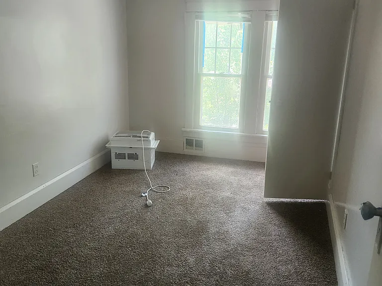 1st bed room