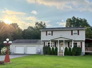 232 Rock House Rd, Lester, WV 25865