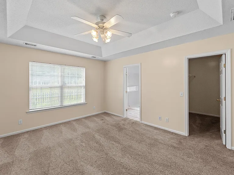 119 Pampas Dr — Photo 22