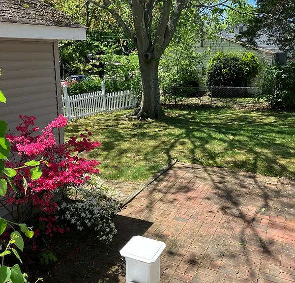 27 Marvin Dr — Photo 6