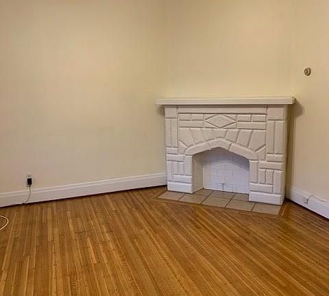 3rd image of 424 Richmond Ave APT 3