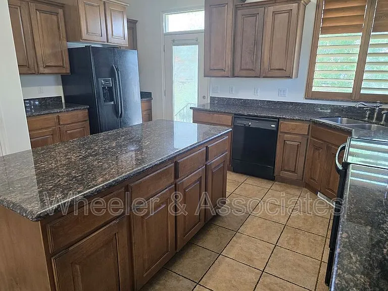 4336 W 5850 S — Photo 8