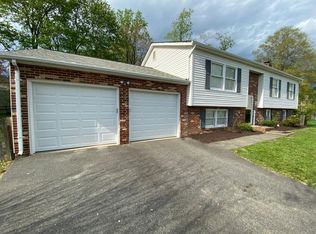 11716 Pierce Ct, Fredericksburg, VA 22407