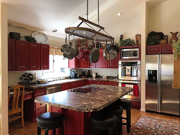 3rd image of 3934 S Lake Creek Dr