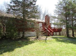 15 Post Rd, Swan Lake, NY 12783