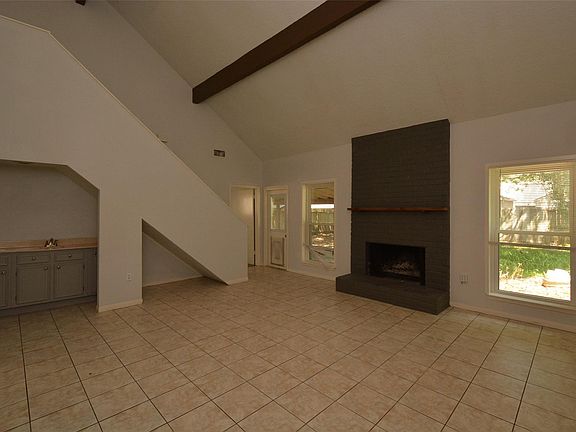 5th image of 8106 Willow Forest Dr