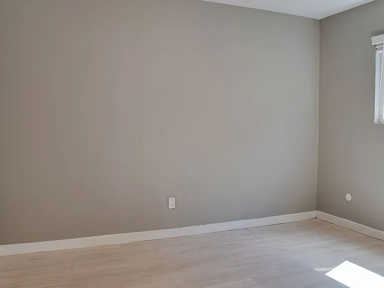 4639 Bancroft St — Photo 10