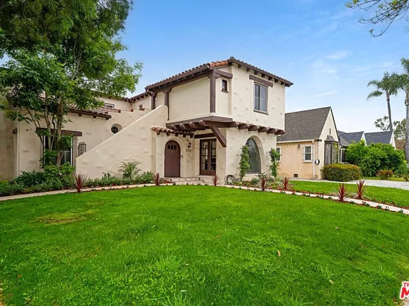 157 S Clark Dr, Beverly Hills, CA 90211