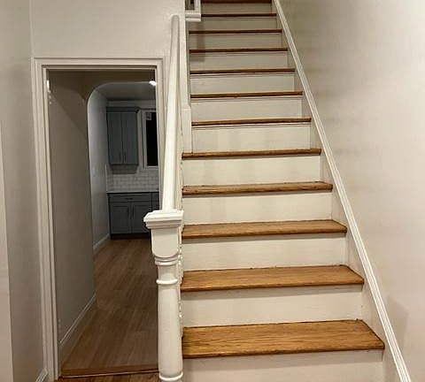Hallway, steps to top floor