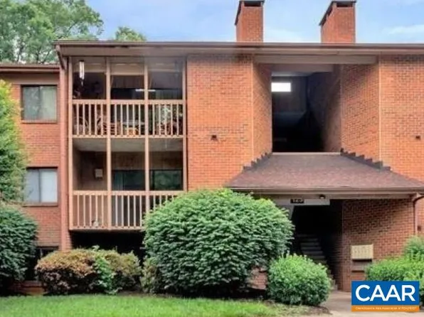 102 Turtle Creek Rd APT 7, Charlottesville, VA 22901