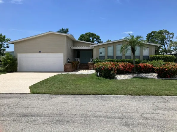 939 Cumberland Dr #159, Naples, FL 34110